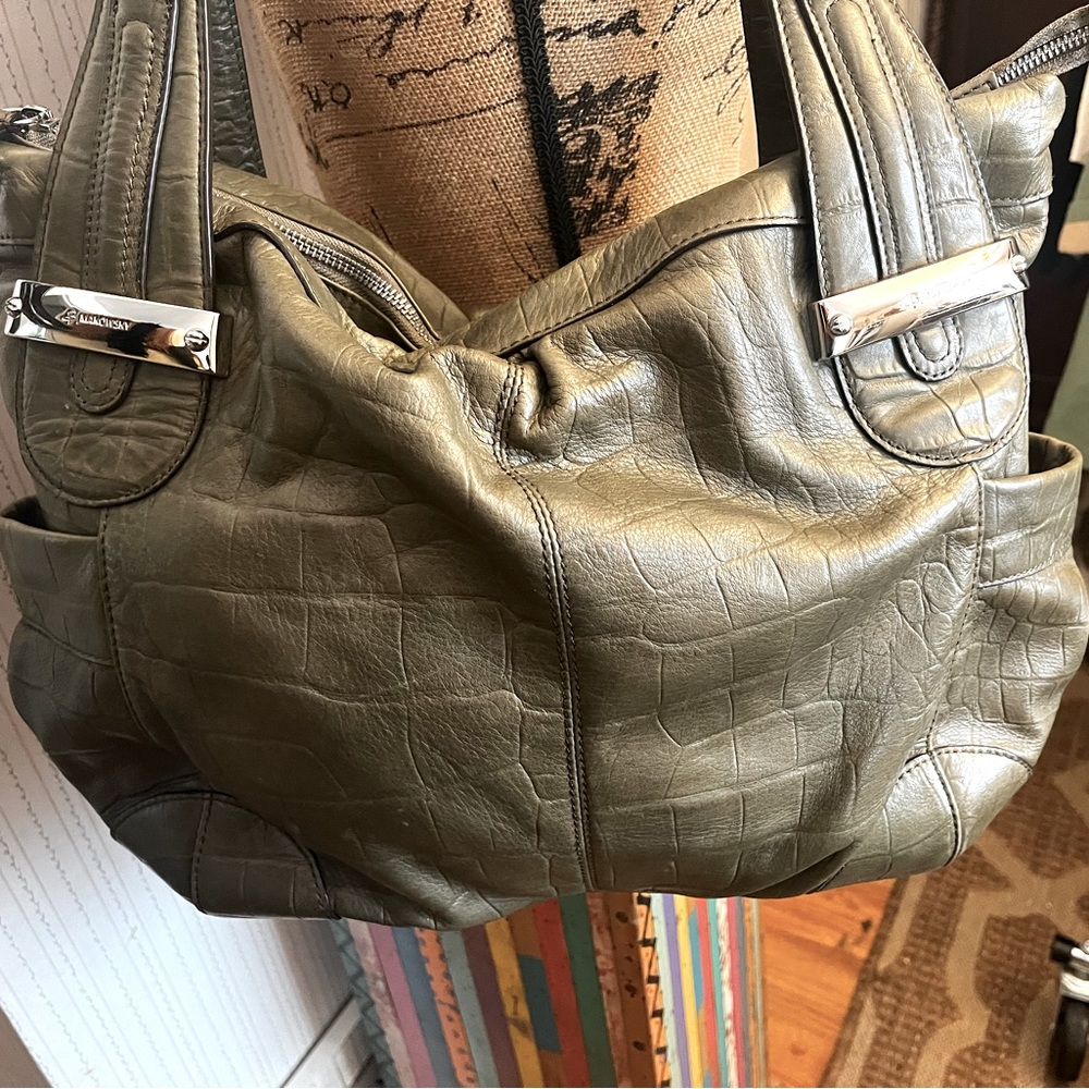 B.makowsky handbag